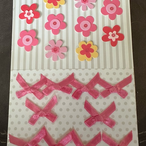 All I want is Peace on Earth and real cute shoes 20 note cards - Picture 4 of 5